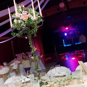 Chandeliers, vases, bonbonnières, bouteilles